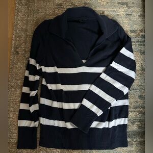Banana Republic Navy and White V-Neck Sweater 100% Cotton